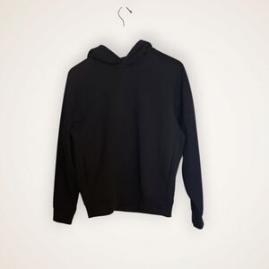 Uniqlo Men's Black Crewneck Sweater